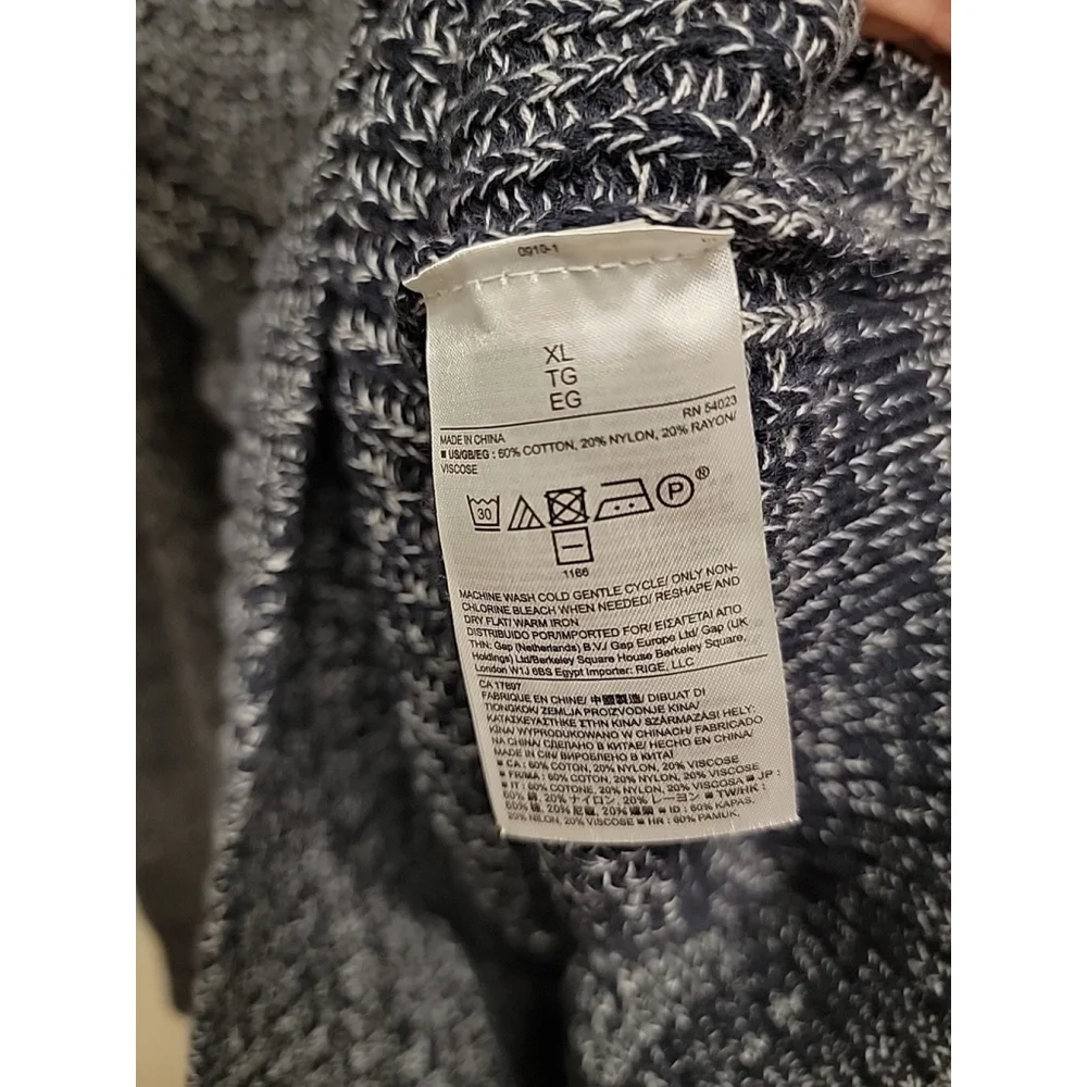 Banana Republic Lux Heavy Knit Cardigan Pull Over
